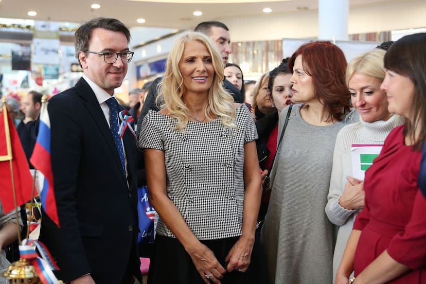 Prva dama Crne Gore Lidija Đukanović otvorila 11. diplomatski Božićni bazar