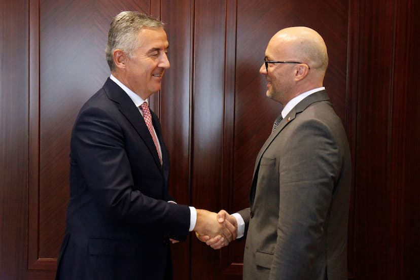 Predsjednik Đukanović primio u oproštajnu posjetu ambasadora Republike Slovačke Romana Hlobena