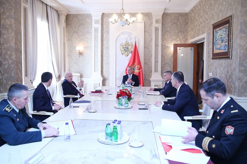 Predsjednik Crne Gore Milo Đukanović predsjedavao sjednicom Savjeta za odbranu i bezbjednost