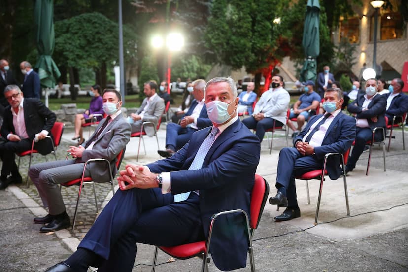 Predsjednik Crne Gore Milo Đukanović prisustvovao otvaranju festivala "Dani Radovana Zogovića"