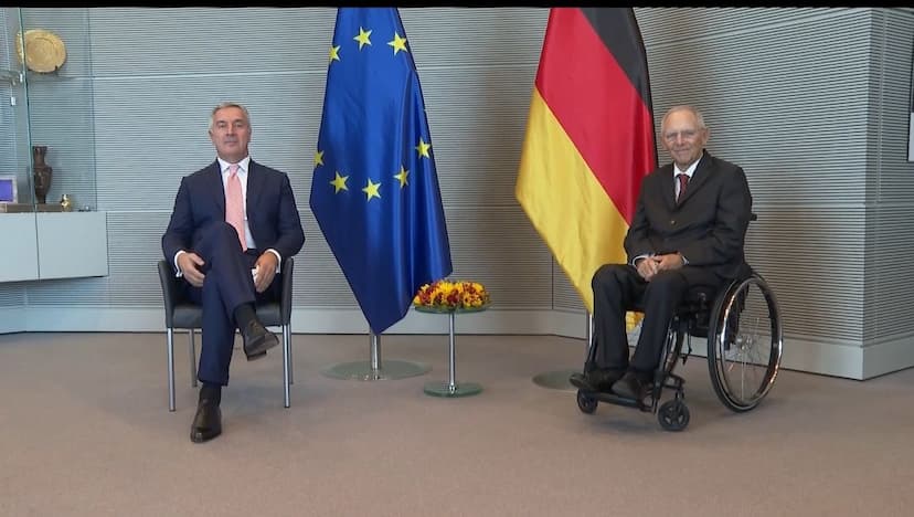 Predsjednik Đukanović započeo posjetu Berlinu susretom sa predsjednikom Bundestaga Volfgangom Šojbleom