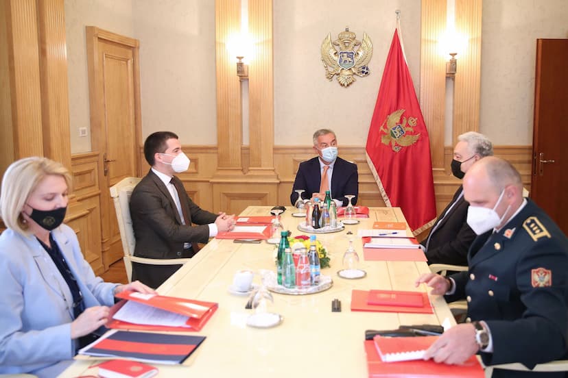 Predsjednik Crne Gore Milo Đukanović predsjedavao sjednicom Savjeta za odbranu i bezbjednost