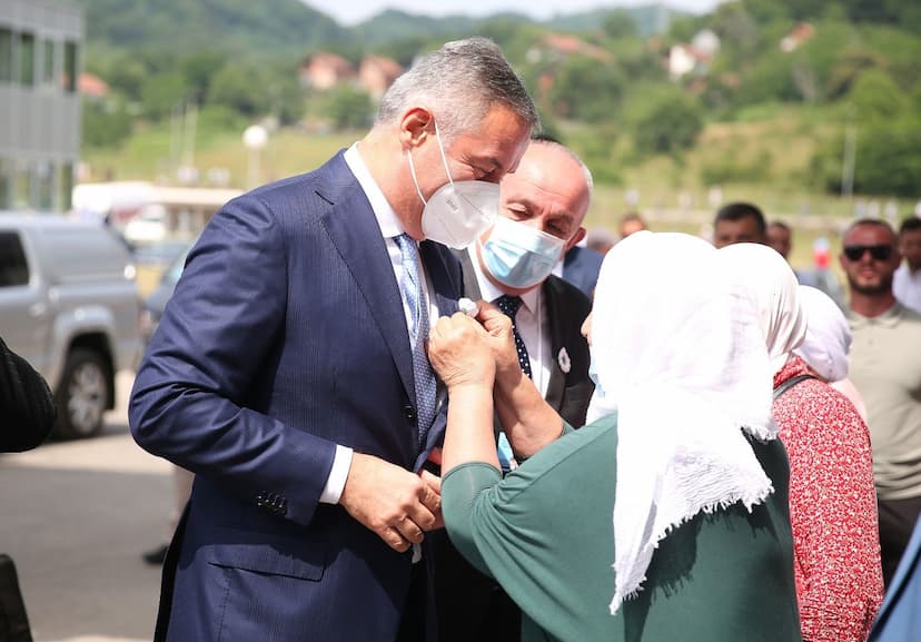 Predsjednik Đukanović prisustvovao komemoraciji u Memorijalnom centru Potočari