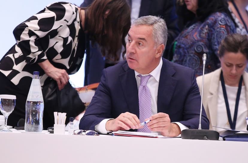 Govor predsjednika Crne Gore Mila Đukanovića na Samitu šefova država i vlada Procesa saradnje u jugoistočnoj Evropi (SEECP)