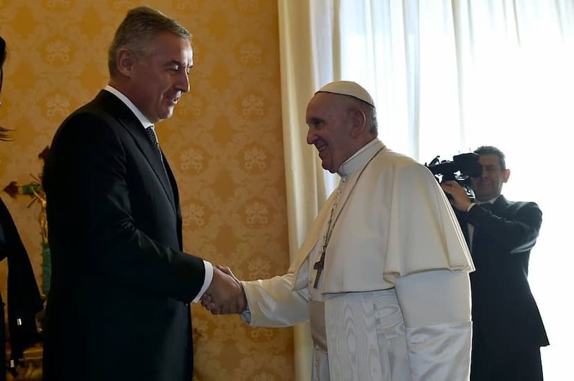 Papa Franjo čestitao Dan državnosti predsjedniku Đukanoviću