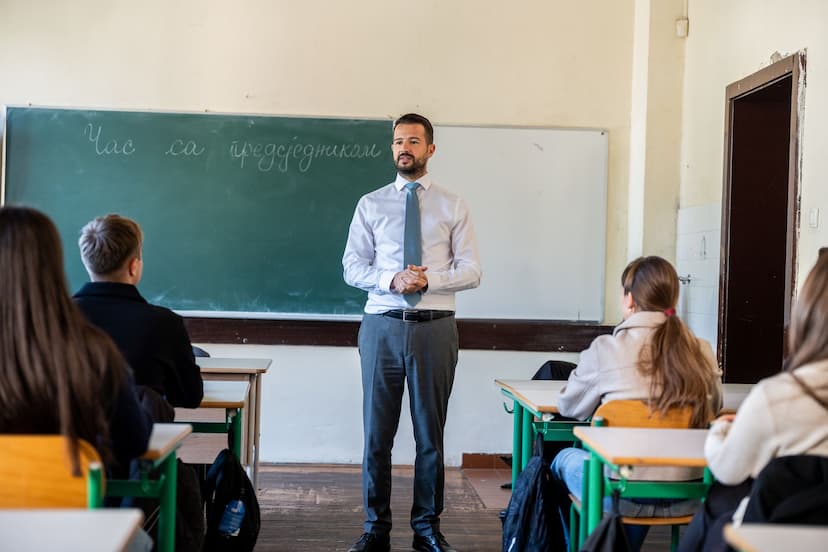 MILATOVIĆ U POSJETI ŠKOLAMA U BERANAMA: SVAKO DIJETE MORA IMATI JEDNAKU ŠANSU ZA DOBRO OBRAZOVANJE