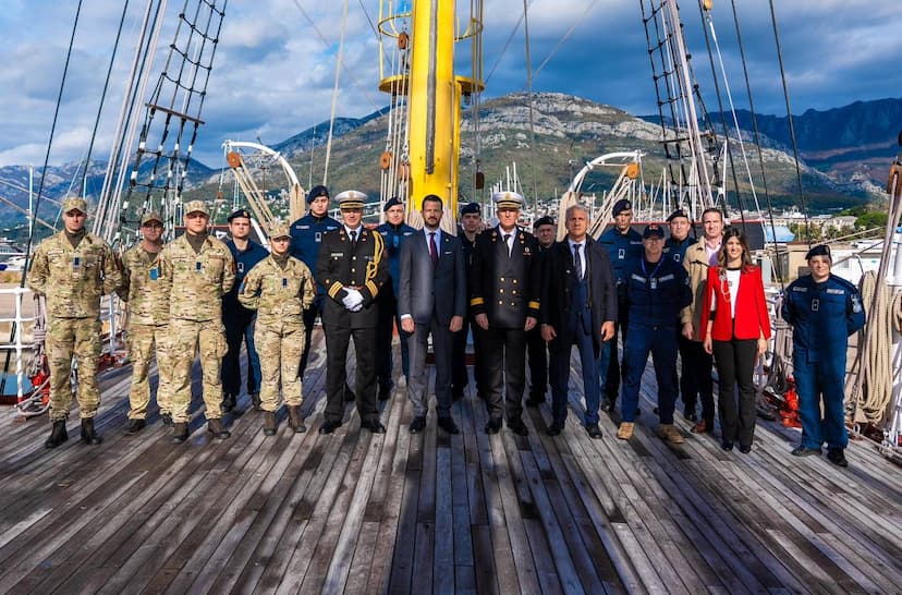 Predsjednik Milatović posjetio Mornaricu Vojske Crne Gore