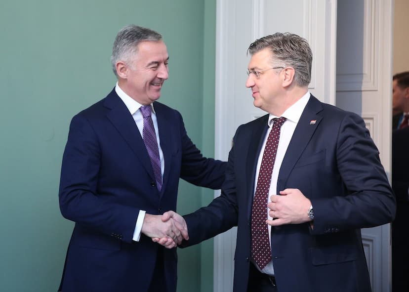 Drugog dana Minhenske bezbjednosne konferencije predsjednik Đukanović imao je susret sa premijerom Republike Hrvatske Adrejem Plenkovićem