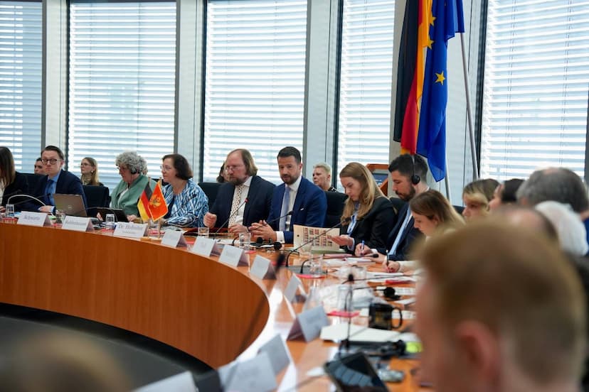 Milatović u Bundestagu: Spremni za završnicu EU puta, pred nama odlučujući mjeseci