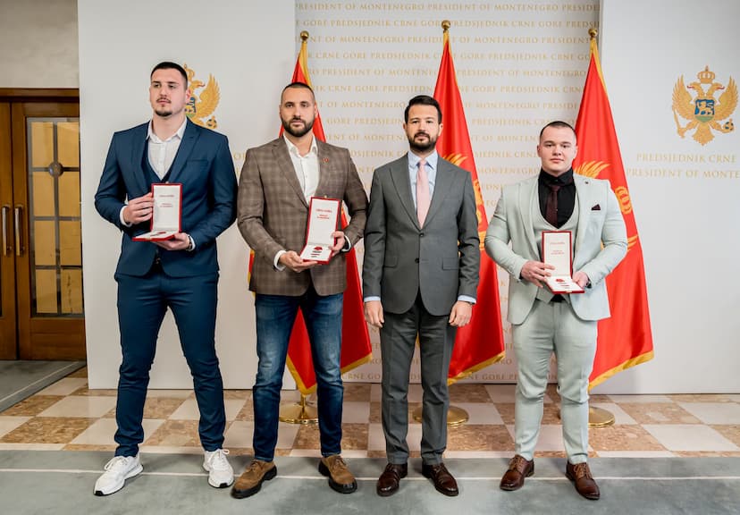 Predsjednik Milatović odlikovao medaljama za hrabrost Tea Adžića, Nikolu Radonjića i Aleksandra Mišnića