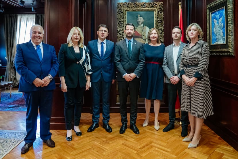 Predsjednik Milatović primio delegaciju Udruženja pravnika Crne Gore povodom 90. godišnjice rada te asocijacije