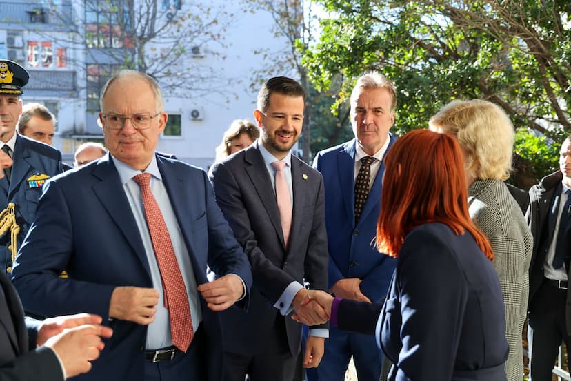 EU akademija: Zajedničko predavanje predsjednika Grčke Konstantinosa Tasulasa i predsjednika Jakova Milatovića