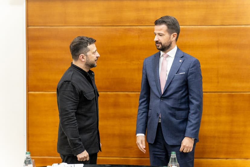 Predsjednik Milatović na sastanku sa predsjednikom Ukrajine Volodimirom Zelenskim na marginama EPC Samita u Tirani