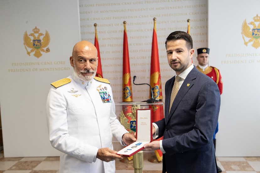 Predsjednik Milatović odlikovao admirala Giuseppea Cavo Dragonea Medaljom za zasluge