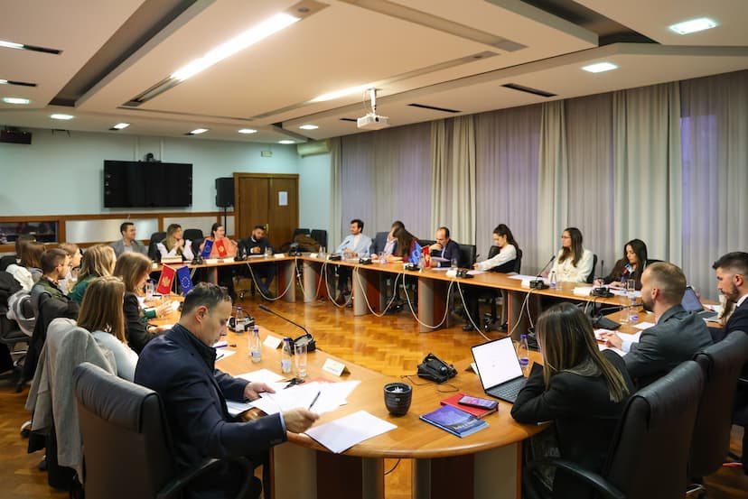 Četvrta sjednica Savjeta omladinskih inicijativa: Mladi za politiku koja radi i rješava