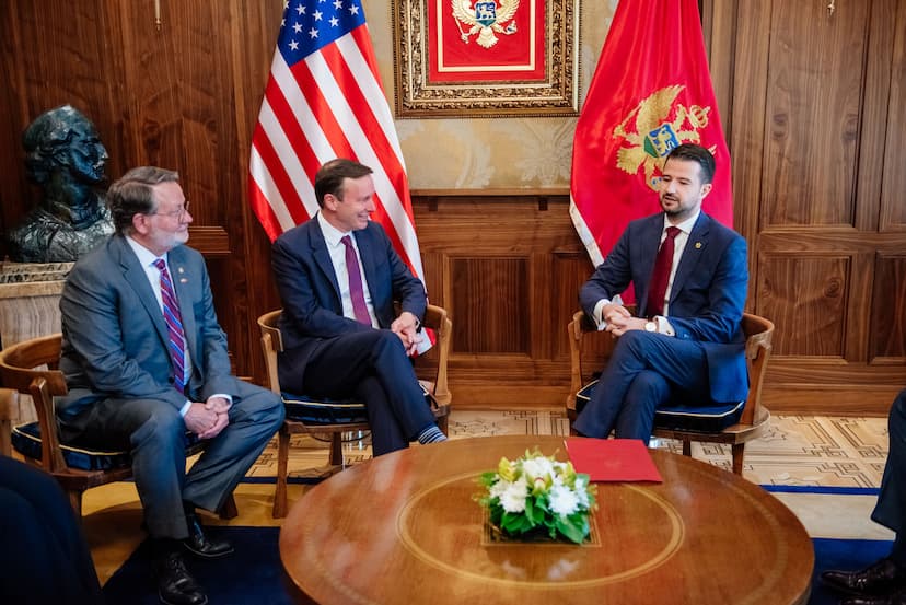 Predsjednik Crne Gore Jakov Milatović sastao se u Vili Gorica sa američkim senatorima Krisom Marfijem (Chris Murphy) i Gerijem Pitersom (Gary Peters)