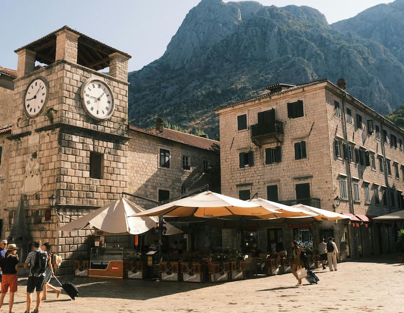 Predsjednik Milatović čestitao Dan opštine Kotor