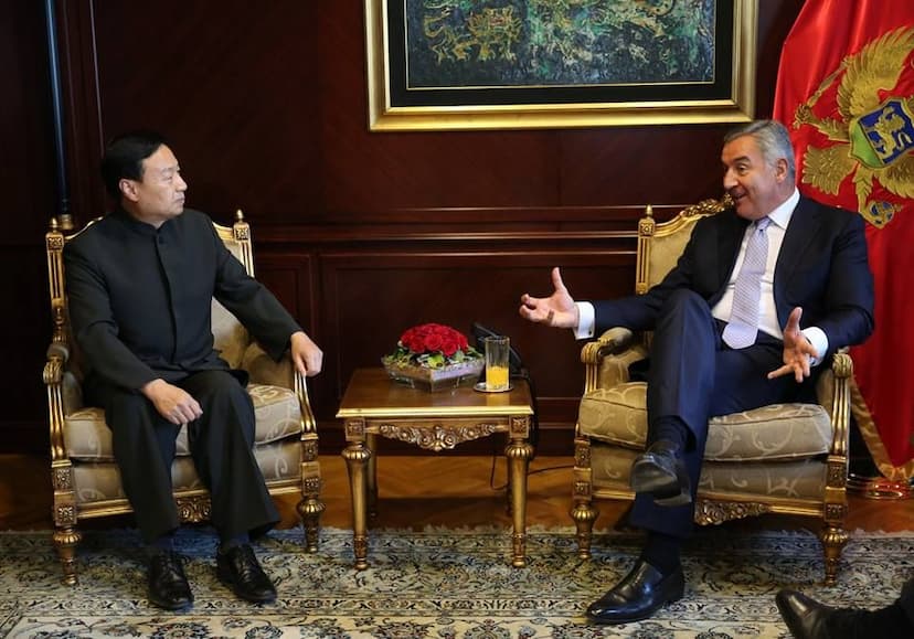 Saopštenje sa sastanka Đukanović - Dživei