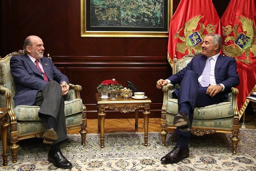 Saopštenje sa sastanka Đukanović - Karteron