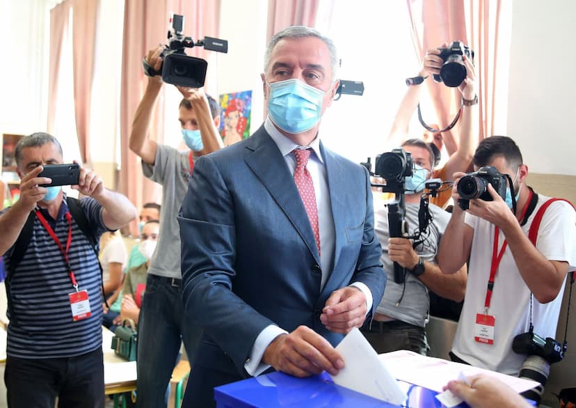Predsjednik Crne Gore Milo Đukanović glasao na parlamentarnim izborima