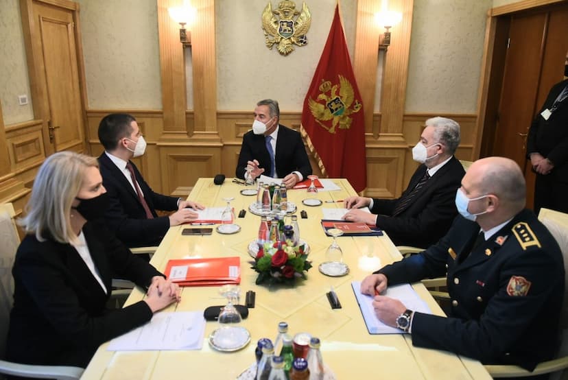 Predsjednik Crne Gore Milo Đukanović predsjedavao sjednicom Savjeta za odbranu i bezbjednost
