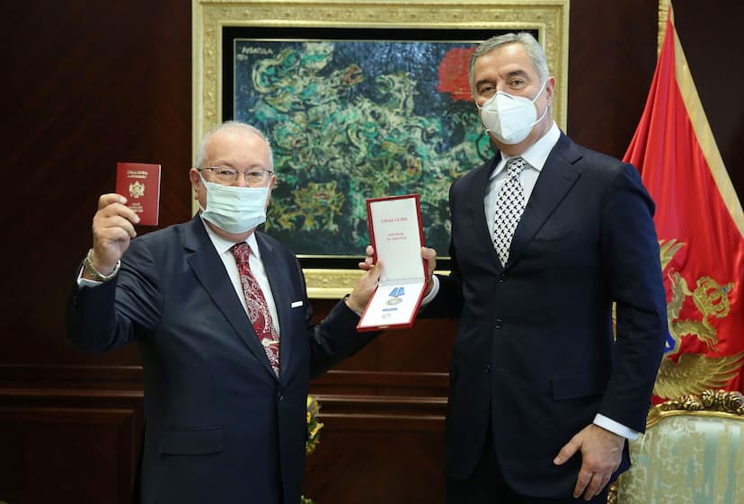 Predsjednik Đukanović primio Akana Suvera, dugogodišnjeg počasnog konzula Crne Gore u Istanbulu i aktuelnog počasnog konzula u oblasti Balikesir