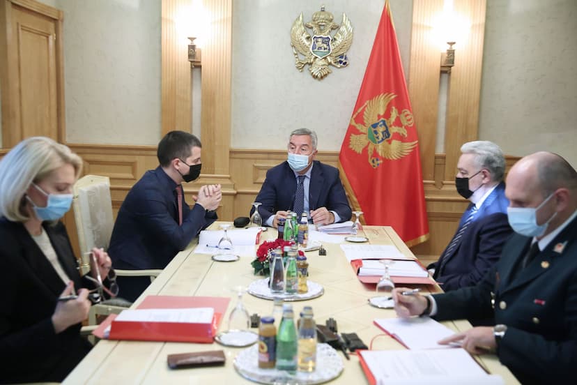 Predsjednik Đukanović predsjedavao sjednicom Savjeta za odbranu i bezbjednost