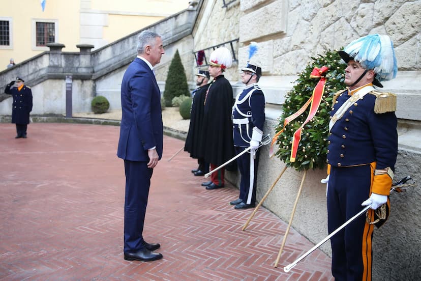Predsjednik Đukanović položio vijenac na spomenik dobrovoljcima (Ara dei Volontari)