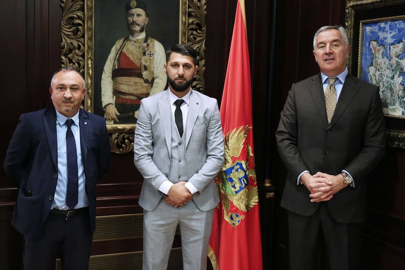 Predsjednik Đukanović primio predsjednika Romskog Savjeta u Crnoj Gori Mensura Šaljaja