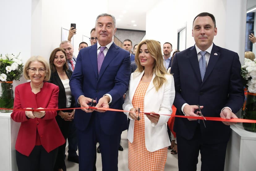 Predsjednik Crne Gore Milo Đukanović na otvaranju Centra za fizikalnu terapiju i rehabilitaciju