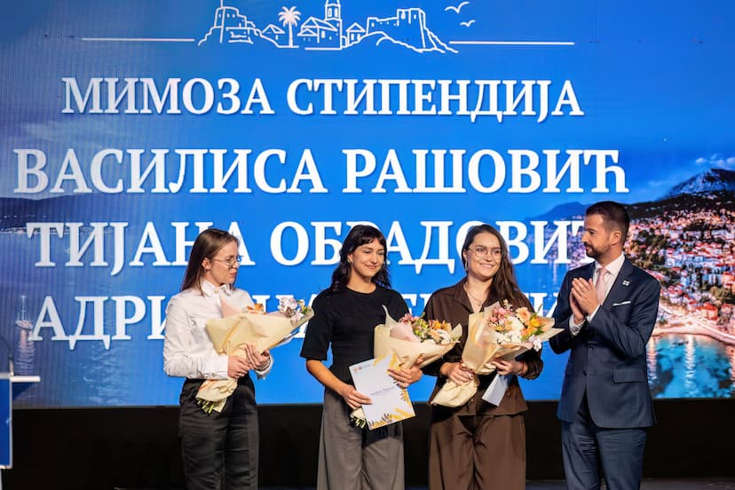 MILATOVIĆ U HERCEG NOVOM: PRVE STIPENDIJE „MIMOZA“ ZA MLADE TALENTE, SNAŽNIJI RAZVOJ ZA BOLJI ŽIVOT GRAĐANA